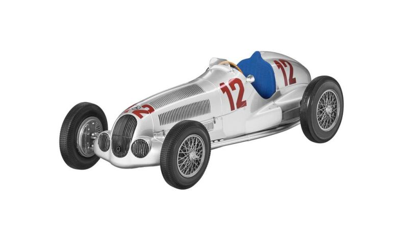 W 125 - R. Caracciola Sieger Großer Preis von Deutschland (1937) / silberfarben, Minichamps, 1:18