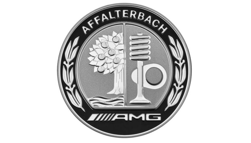AMG Radnabenabdeckung, mit AMG Wappen / silberfarben / schwarz