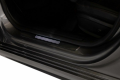 Wechselcover für beleuchtete Einstiegsleiste, Mercedes-Benz, vorne, 2-fach, mit Mercedes-Benz Pattern / Edelstahl, schwarz