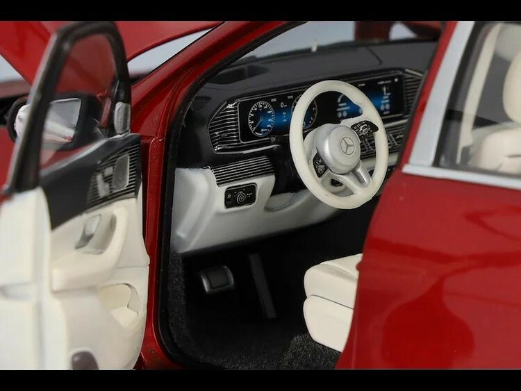 MAYBACH GLS 1:18