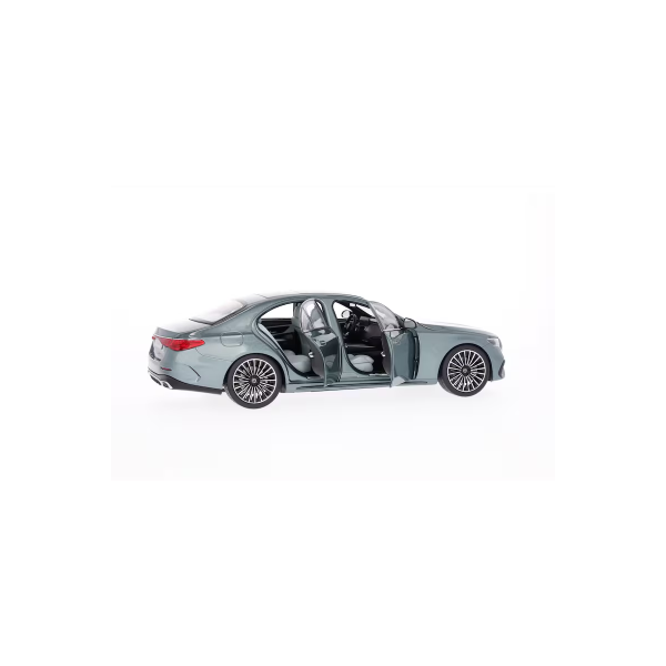 E-KLASSE AMG Line W214 Modellauto[1:18]