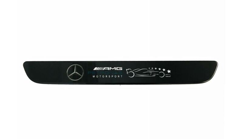 Wechselcover für beleuchtete Einstiegsleiste, AMG Petronas, vorne, 1-fach, 6 Sterne, limited Edition / Edelstahl, schwarz